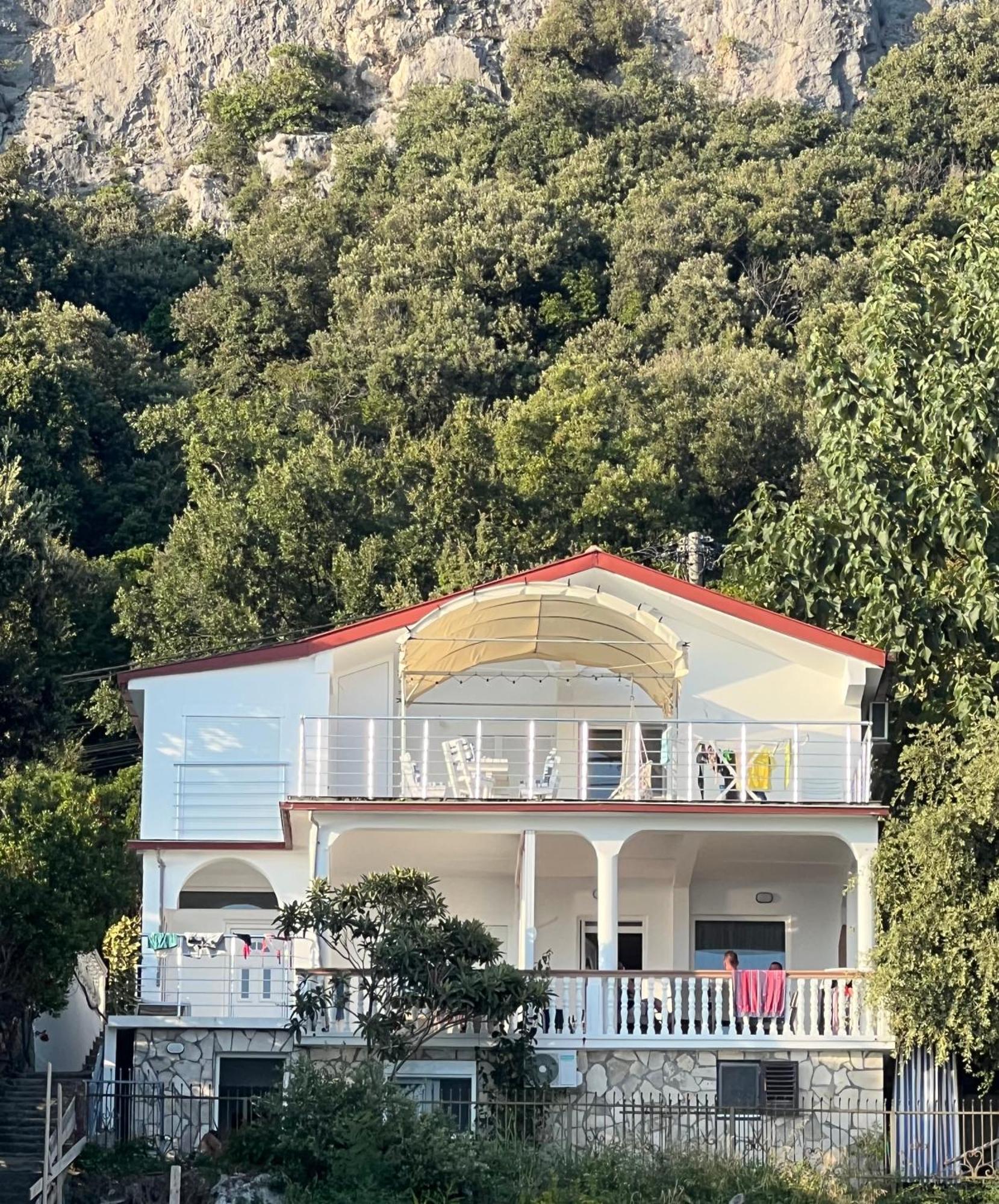 Azzure Apartment Ulcinj Exteriör bild